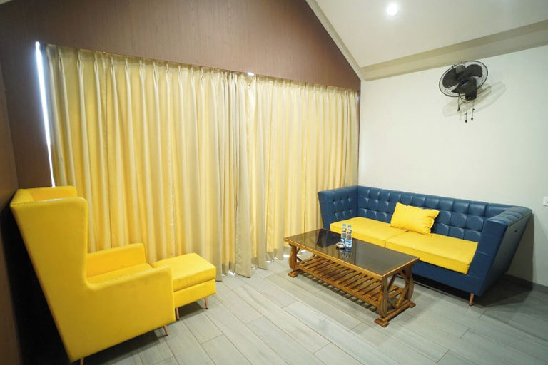 Living area, Riviera Resort and Hotels, Durg