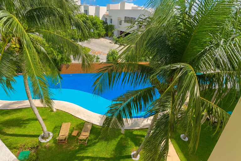 Sport & Beauty 2, Spacious Apartment with Terrace, Pool and Beach Access, Cozumel