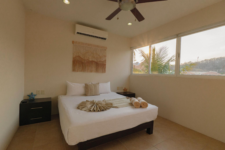 Bedroom 2, Suites La Playa, Dist. Pochutla