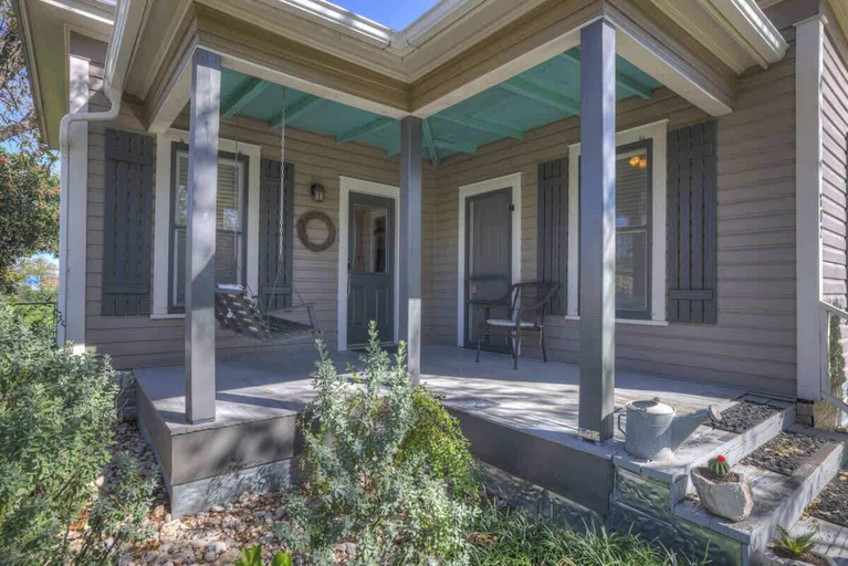 Exterior & Views 2, Austin Haus, Gillespie