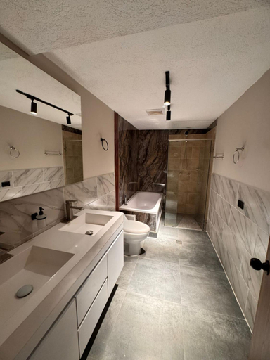 Bathroom 2, Hotel Cafe Boutique, Pereira