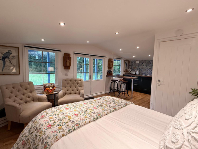 Bedroom 2, Oak View Lodge: Cosy, Countryside Retreat, South Ayrshire