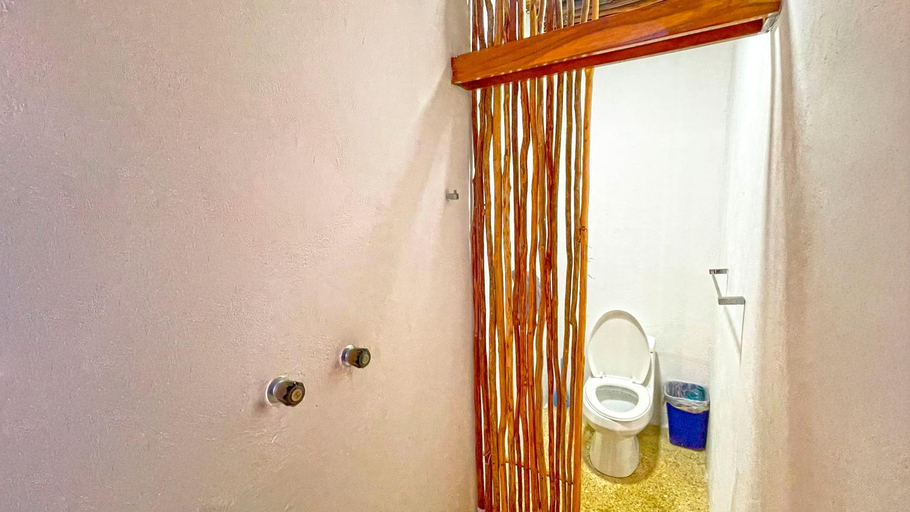 Bathroom 2, Mr Pakal Tulum, Cozumel