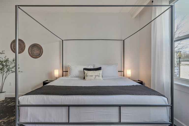 Bedroom 2, The Orenco Station Hotel, Washington