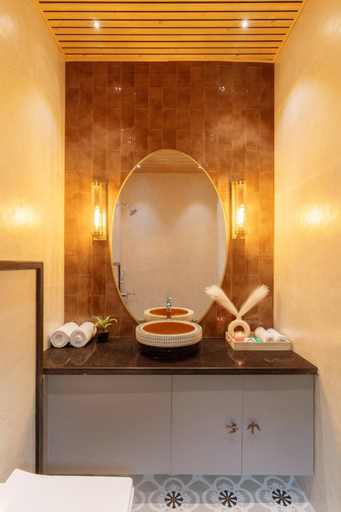 Bathroom 2, Olive Resort - Sillari Pench, Nagpur