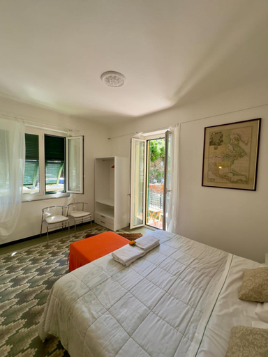 Bedroom 2, Camere Fontanavecchia, La Spezia