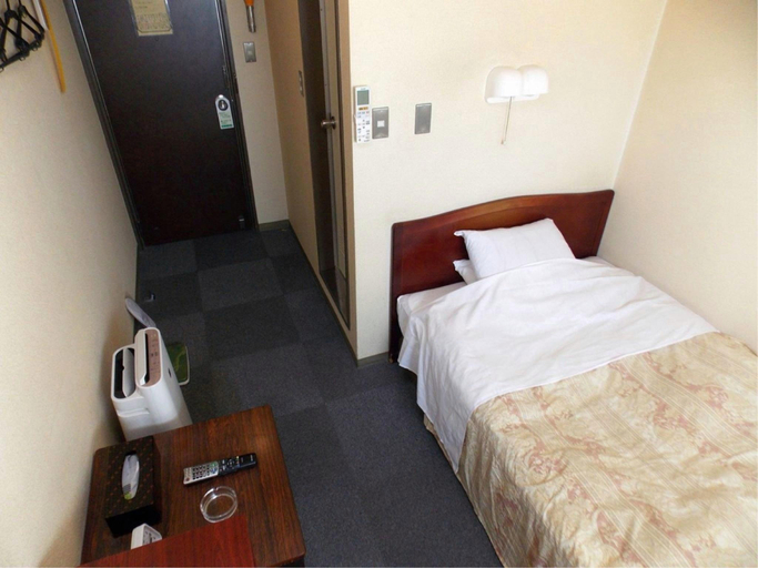 Bedroom 3, Omagari Empire Hotel, Daisen