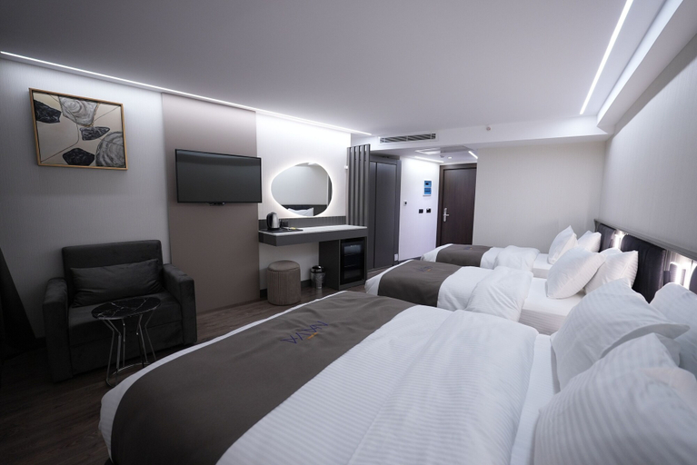 Room 4, THE NAVA HOTEL, Merkez