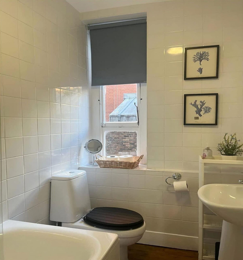 Bathroom 3, Mayfair Apartment, London