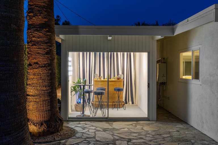 Exterior & Views 1, Blue Oasis by ACME House Company, Riverside