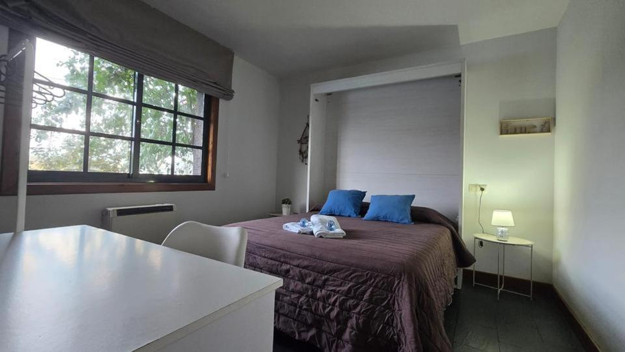 Bedroom 2, Camino da Vieira, A Coruña