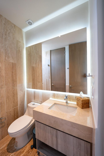 Bathroom 2, Distrito Morelos by Andiani Travel, Benito Juárez