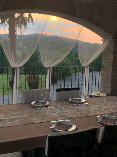 Others 4, LA CASA IN CAMPAGNA, Asti