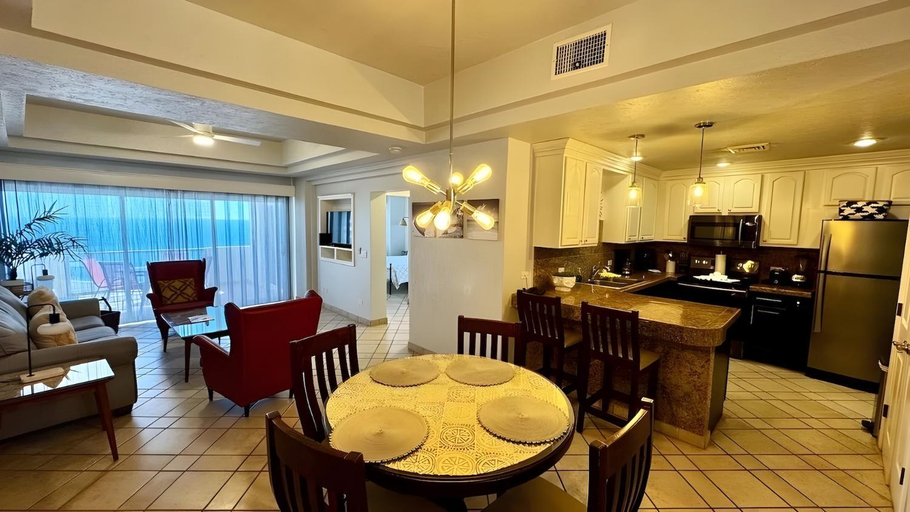 Food & Drinks, Las Palmas Resort, Puerto Peñasco