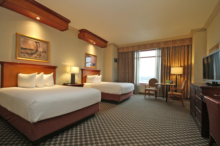 Bedroom 2, Harrah's Joliet- A Caesars Rewards Destination, Will