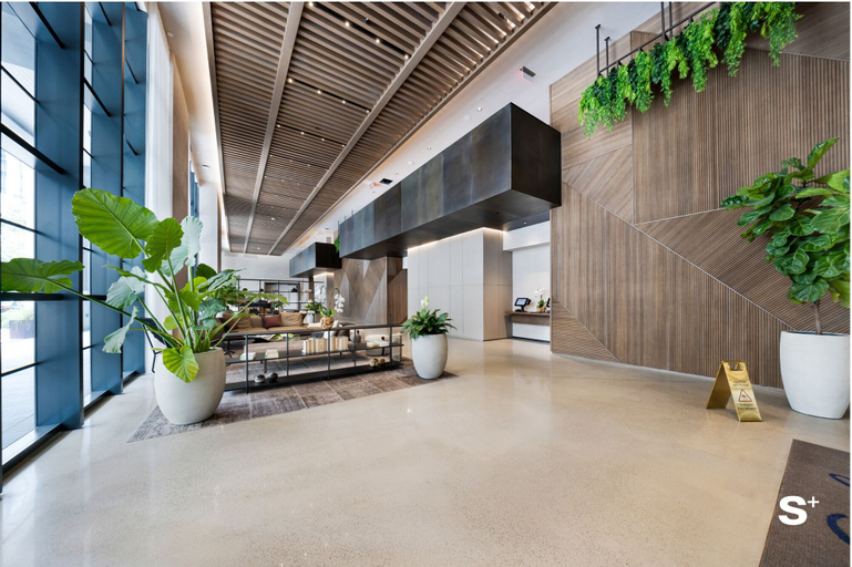 Others 1, Upscale 3-BD Condo in DTW Miami, Miami-Dade