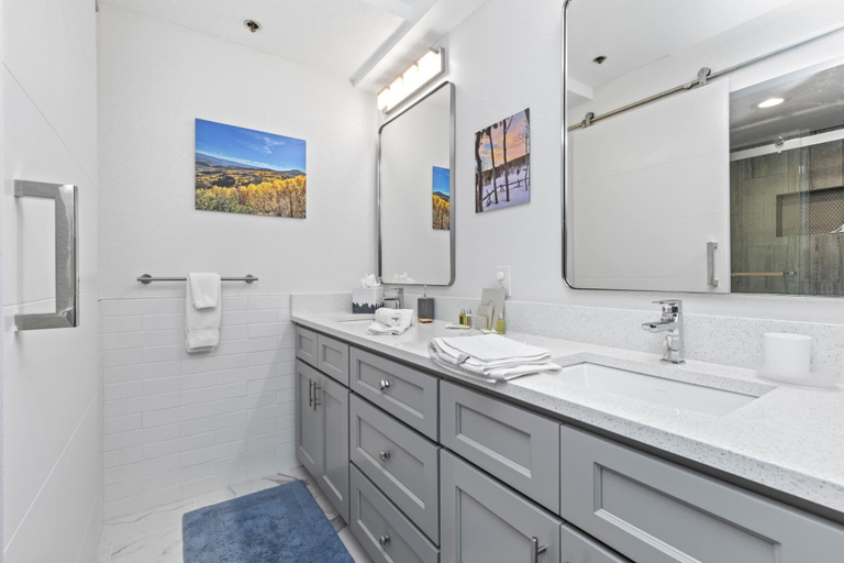 Bathroom 3, Ridgepoint 3 Bedrooms RGT-117 by KBM, Summit
