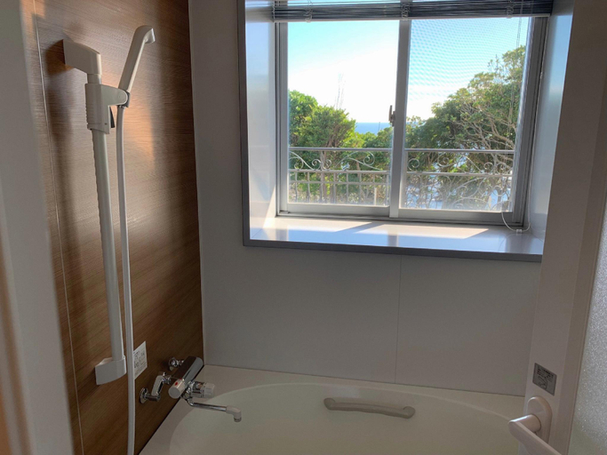 Bathroom 3, HOTEL HOLISTIC RESORT, Taiji