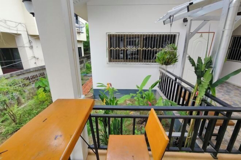 Exterior 3, Chiang Mai Downtown Privacy Home, Muang Chiang Mai