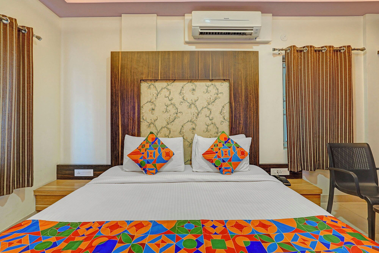 Bedroom 3, FabHotel Royal Blue Meridian Inn - Jalahalli West, Bangalore