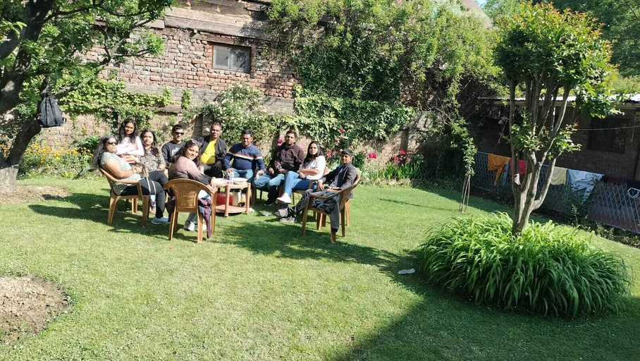 Children's play area - outdoor, Lakshmi Guest House, Srinagar