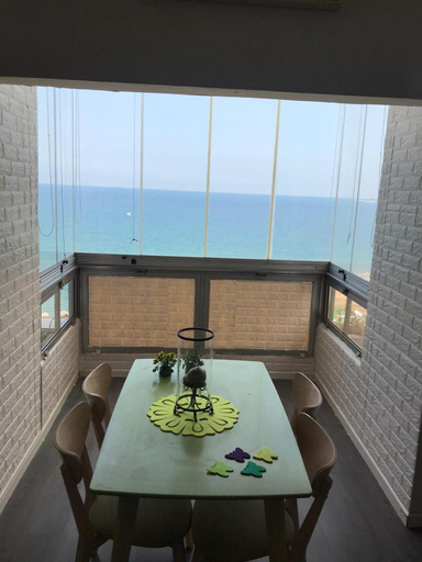 2, Apartment in Jounieh sea view 6th floor wifi, Kasrouane