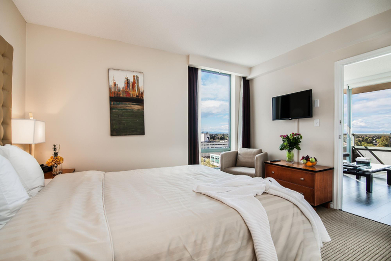 Bedroom 3, Executive Hotel Vancouver Airport, Greater Vancouver