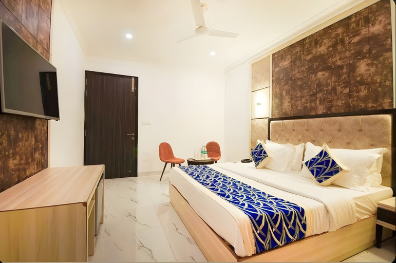 Bedroom 2, 99 Hotel Apple Park, Delhi