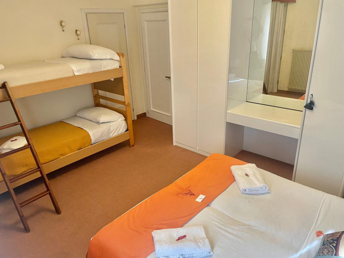 Bedroom 4, Albergo Casa Sperti, Belluno