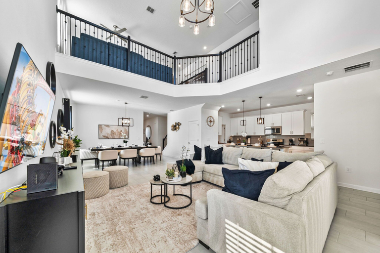 Living area 2, Wonderful Villa 5Bd Jacuzzi Pool Close Disney 611, Osceola