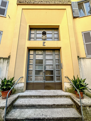 Exterior detail 4, Claudio Flat - Metro Re di Roma, Roma