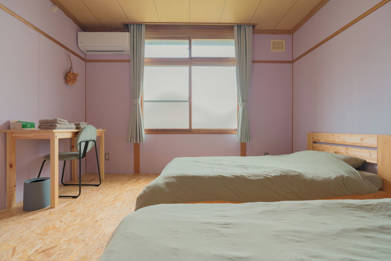 Bedroom 2, pekolela, Yakumo
