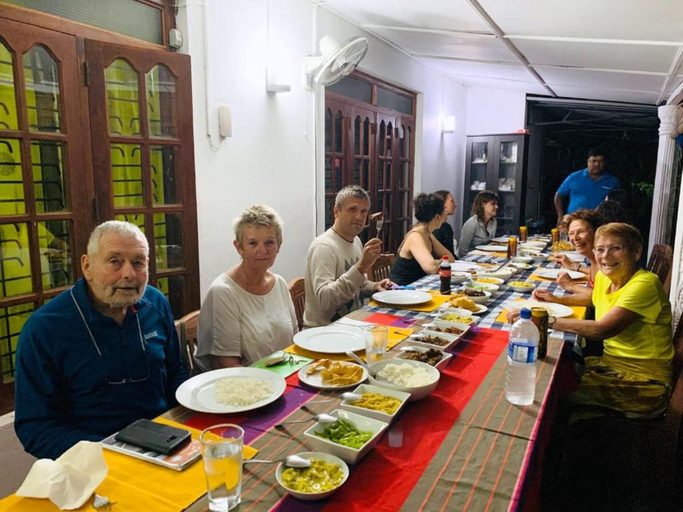 Family dining 4, Lal Home Stay, Dambulla