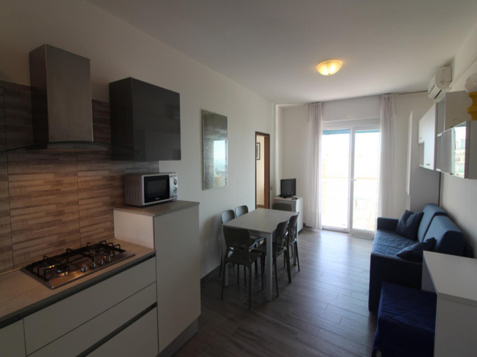 Kitchen 2, Modern apartment by the pool, Udine