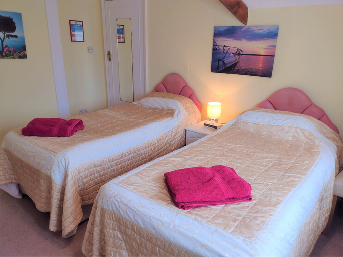 Room 5, Coppers End Guest House, Staffordshire