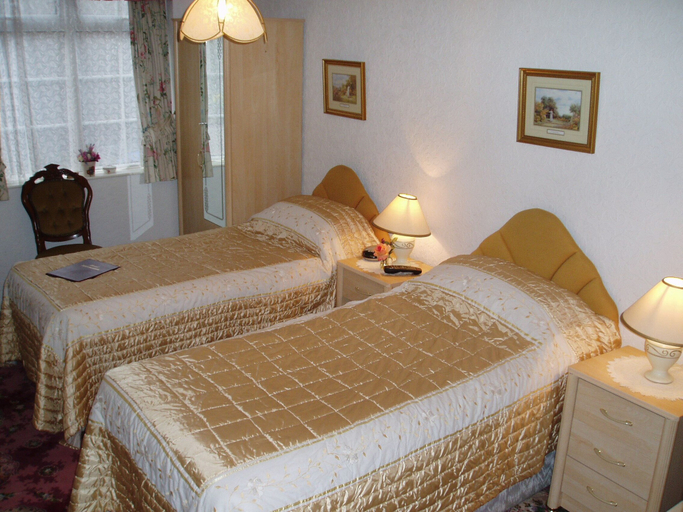 Room 2, Coppers End Guest House, Staffordshire