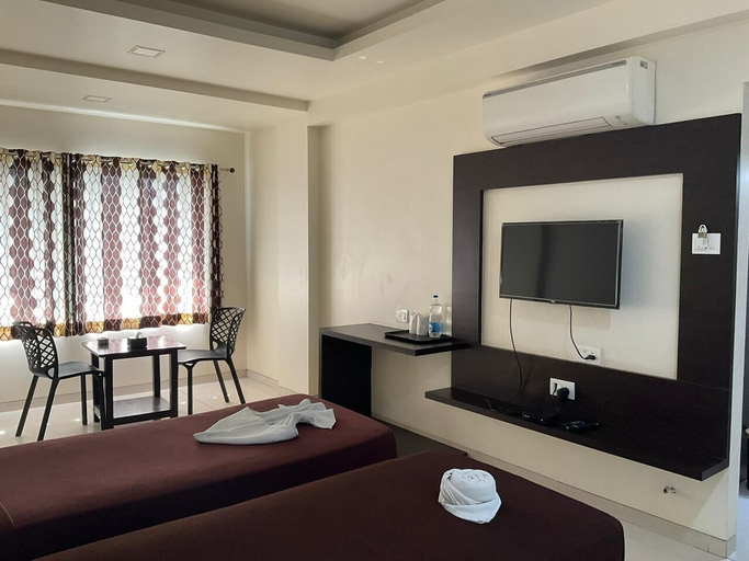 Others 5, THE HOTEL RELAX, Sindhudurg