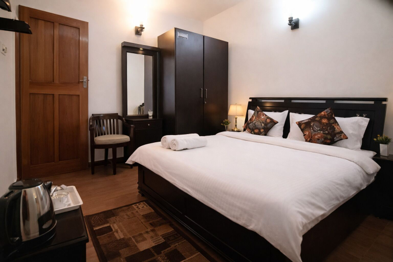 Room 4, Aesquire Homestay, Nainital