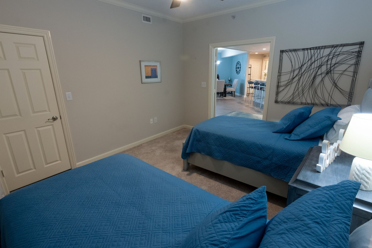 Room 2, 705 Margate, 3 bedroom ocean front condo 3 Condo, Horry