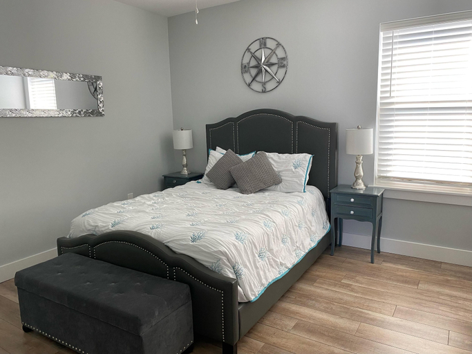 Bedroom 3, The Coastline Inn, Walton