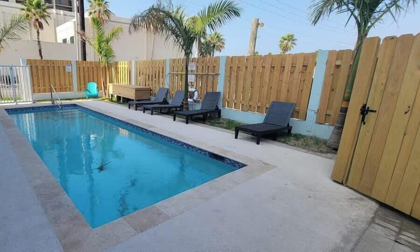 Sport & Beauty 4, 2 Levels - New Townhome -heated Pool - #1, Cameron