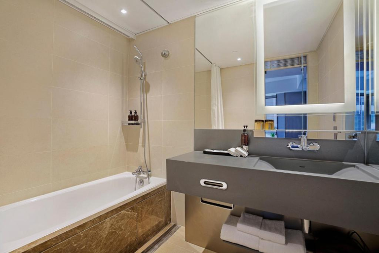 Bathroom 5, Hotel Alexandra, Hong Kong Island