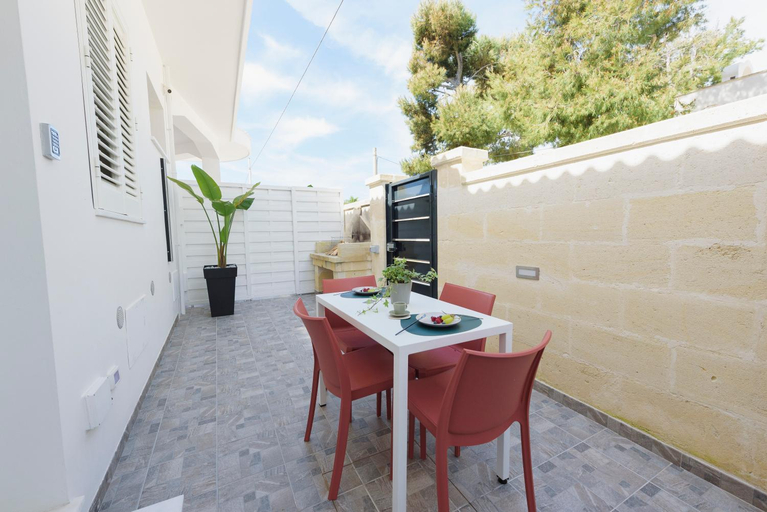 Others 3, Salentin Home, Taranto