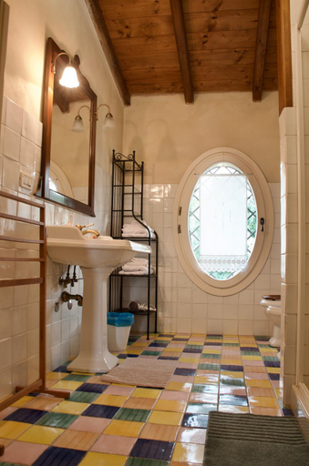Bathroom 3, Belvedere, Bologna