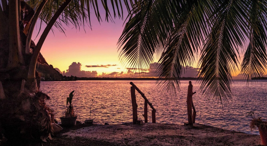 Others 3, Paradise, Bora Bora