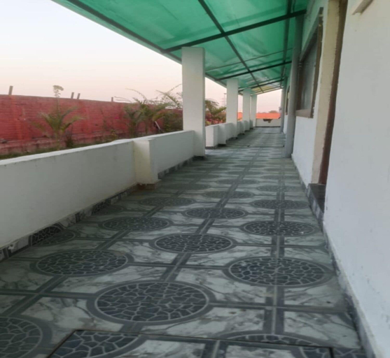 Property grounds 2, Hotel AramNest, Rae Bareli