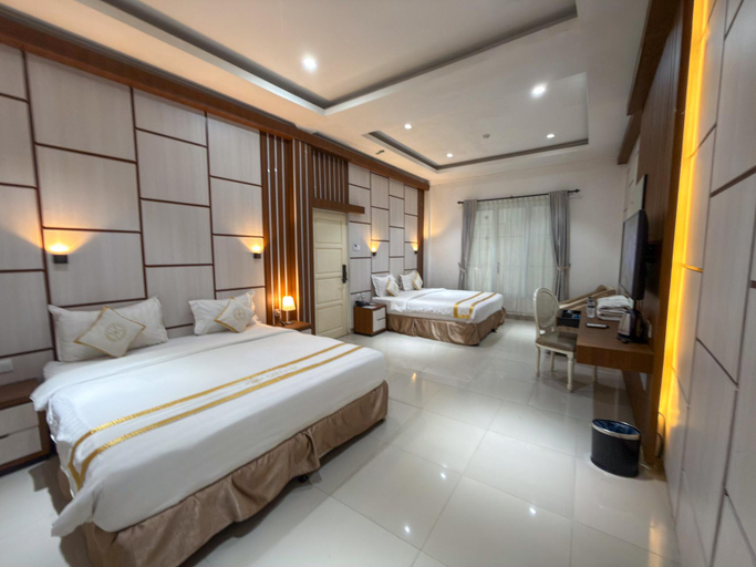 bedroom 9