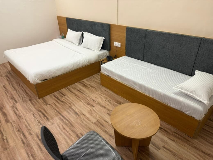 Room 3, Saputara valley View, The Dangs