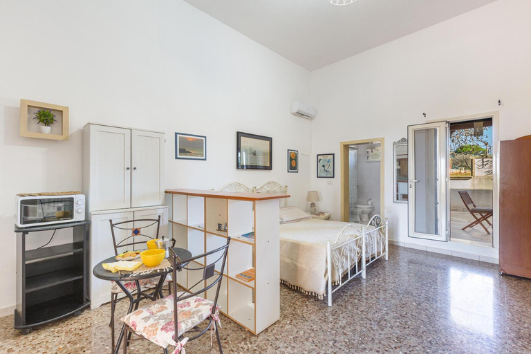 Bedroom, Casa Brigante by BarbarHouse, Lecce
