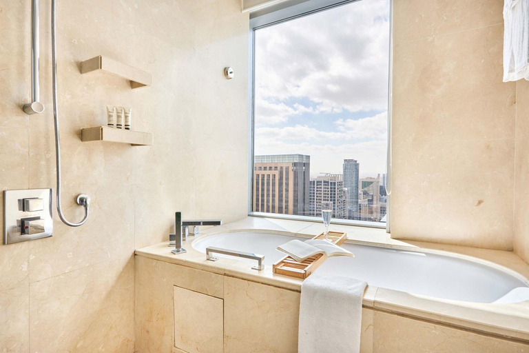 Bathroom 4, Tranquil 1BR w Marina & Partial Ain Dubai Views, Dubai